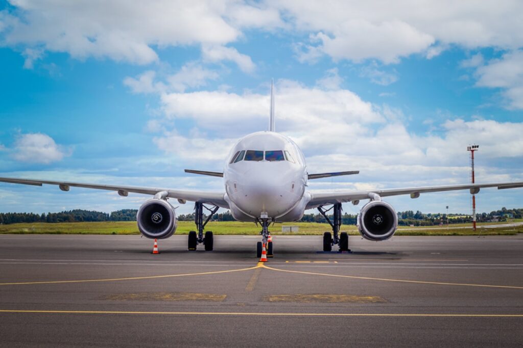 Welcome to Royal Airline Alliance flight
<small>مدیریت نوآوری پروازی و فرودگاهی</small> Image